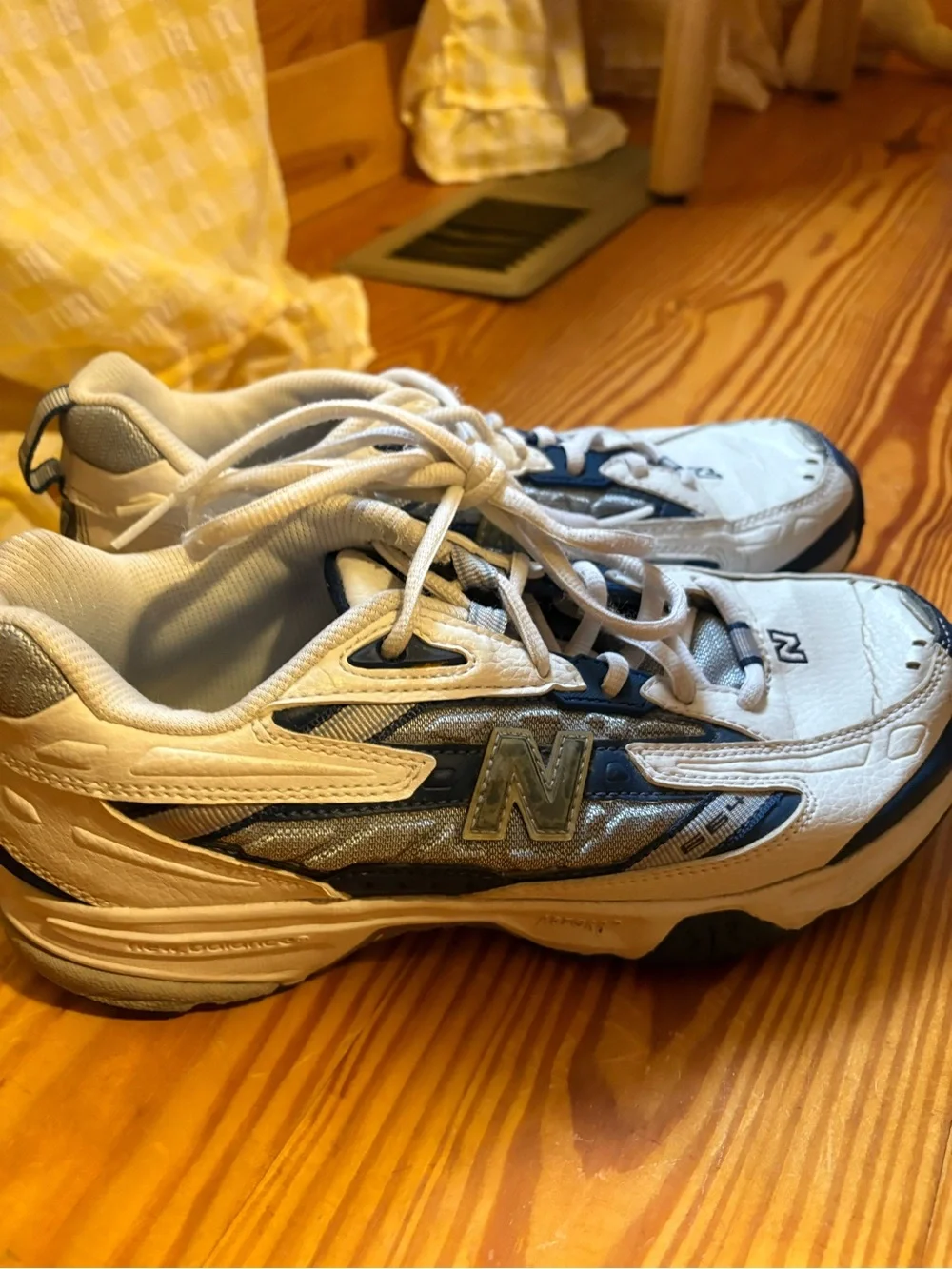 2000s New Balance 530